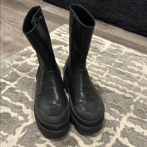 Jeffrey Campbell Size 6 Stylish Black High-Top Boots Rubber